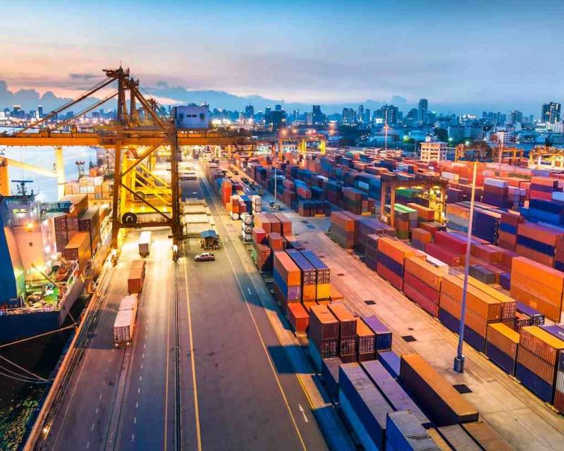 Vận Tải Container Là Gì?
